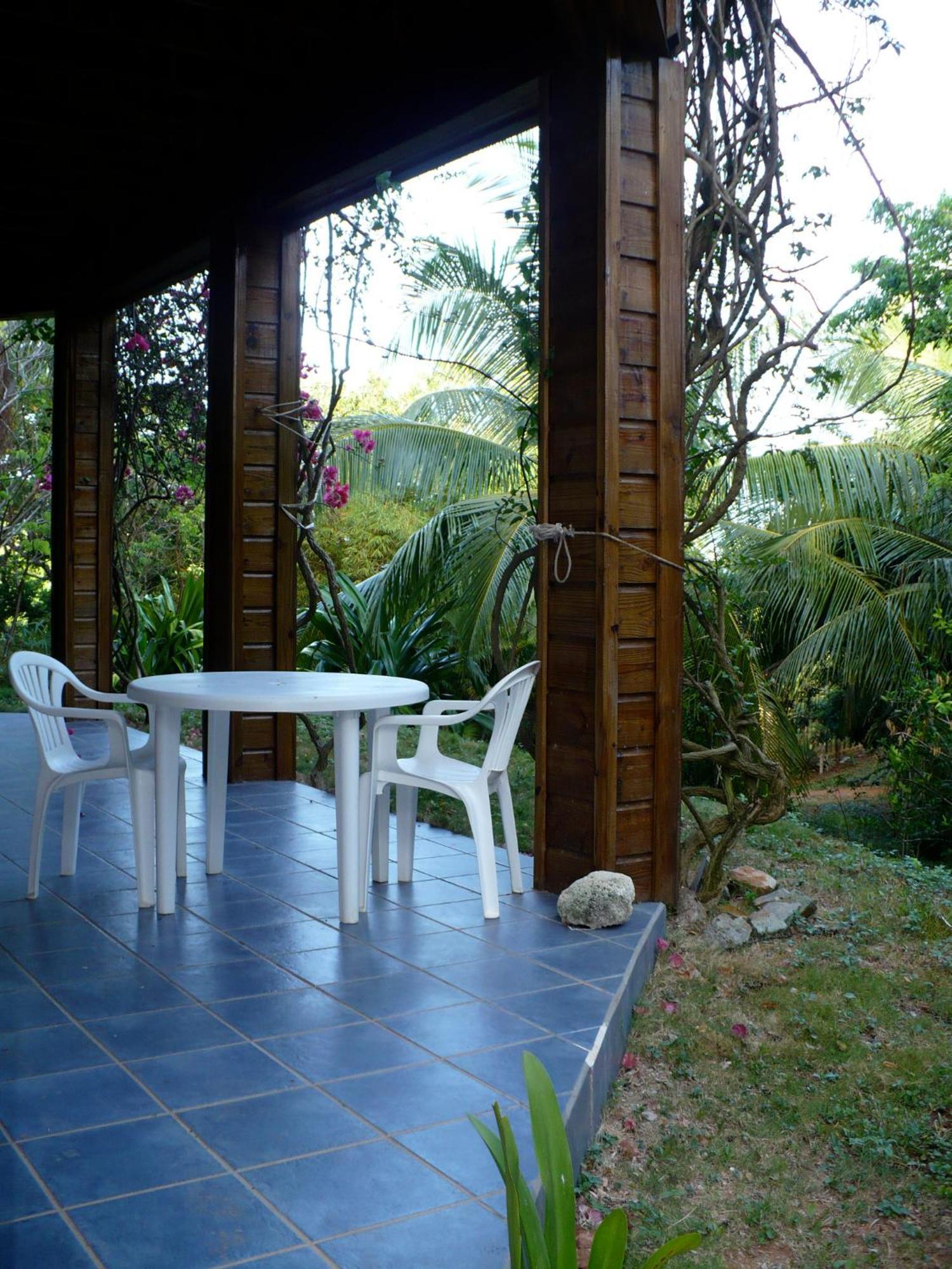 Roatan Bed & Breakfast Apartments West End Chambre photo
