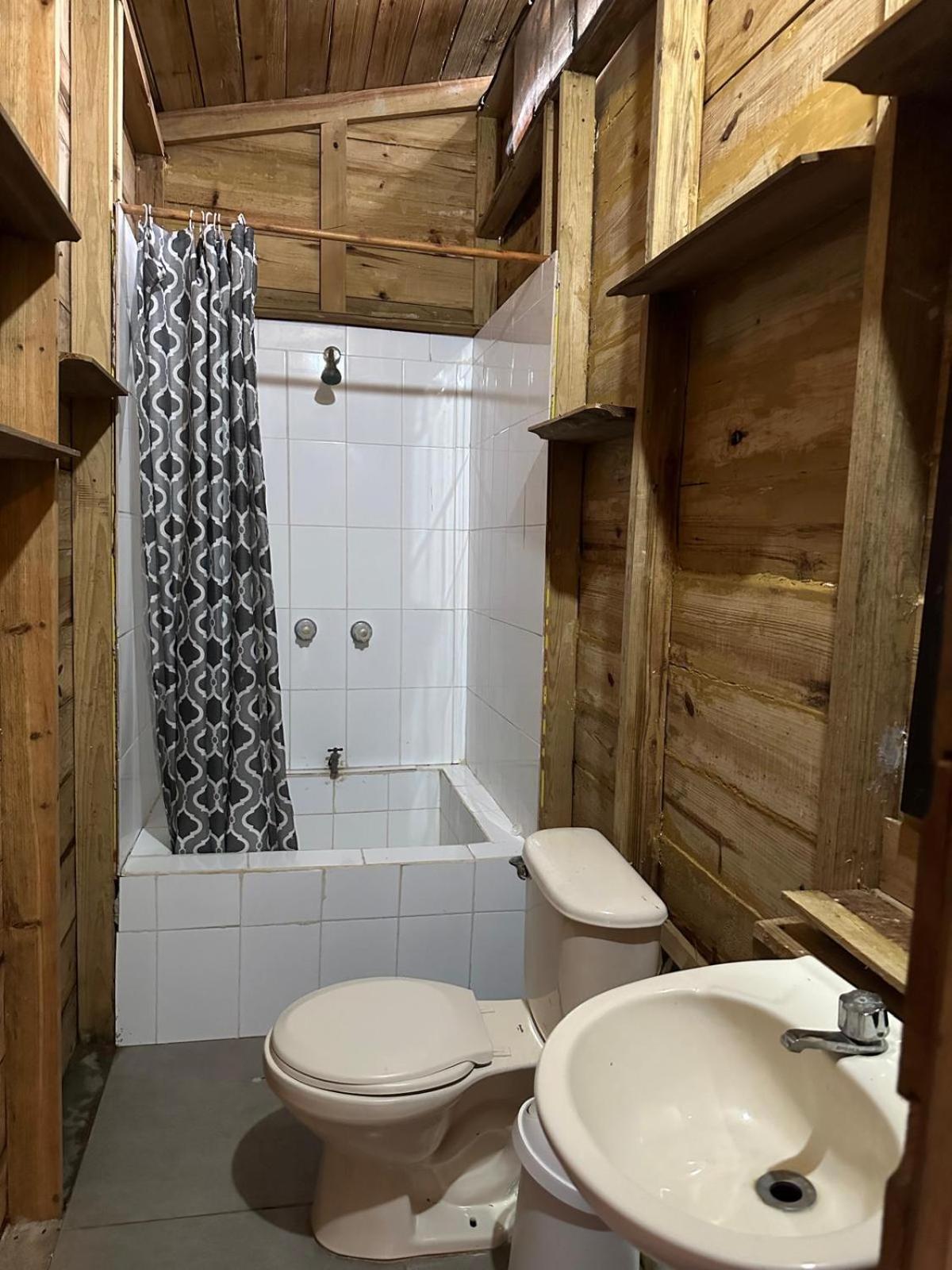 Roatan Bed & Breakfast Apartments West End Extérieur photo