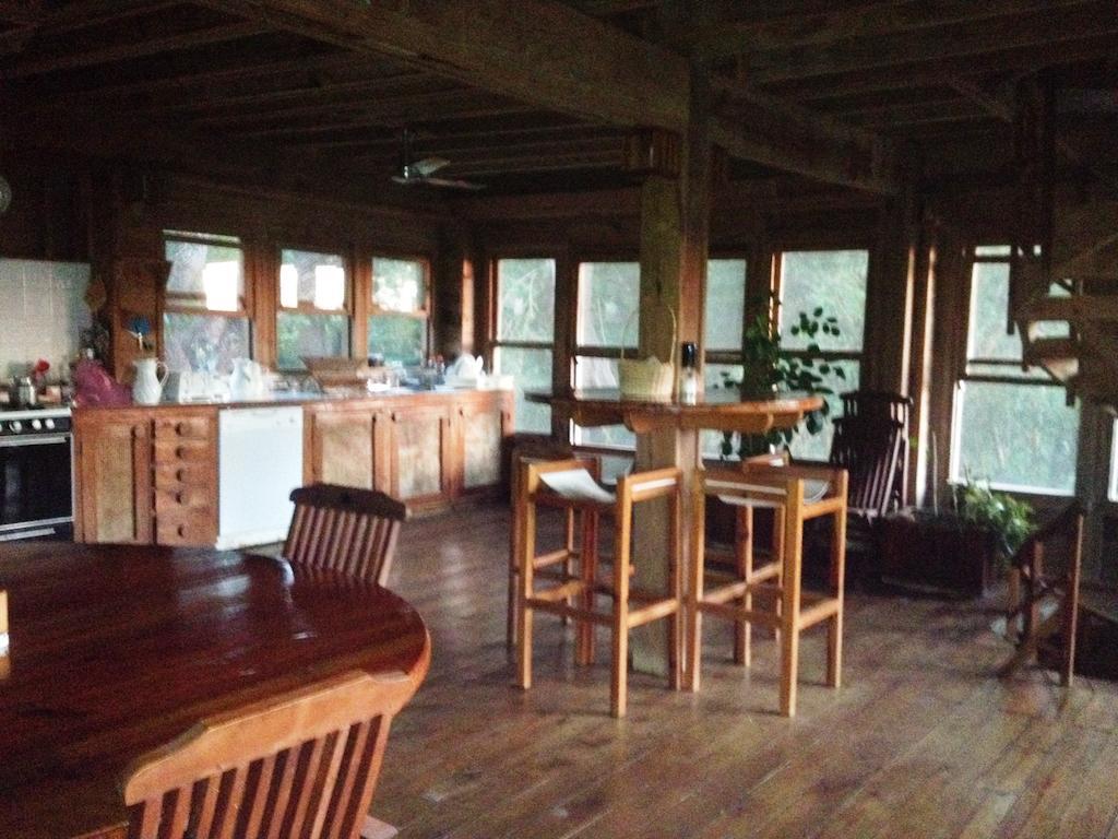 Roatan Bed & Breakfast Apartments West End Extérieur photo