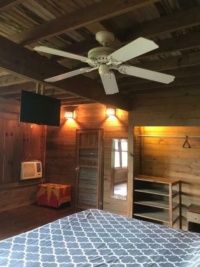 Roatan Bed & Breakfast Apartments West End Extérieur photo
